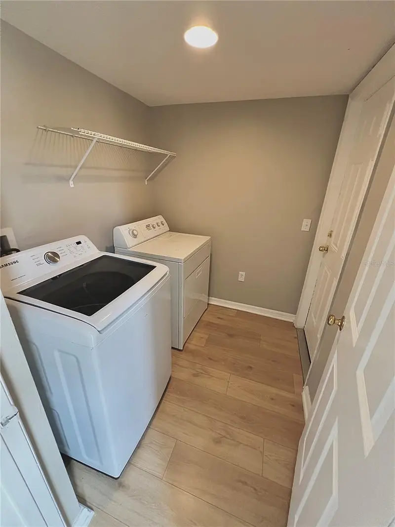 1418 Sarasota Dr, FL