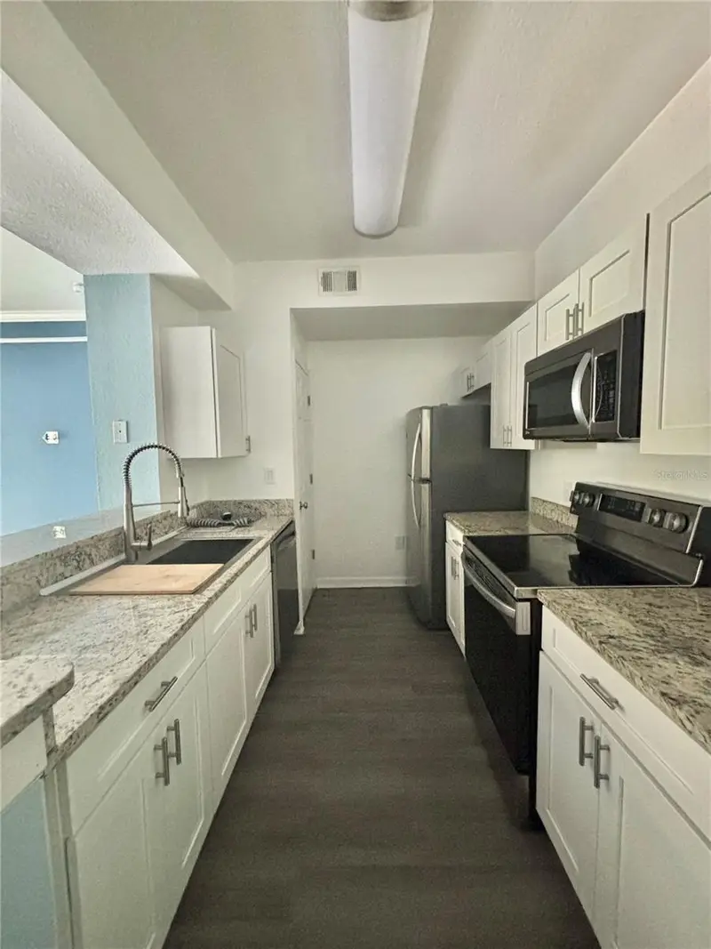 17110 Carrington Park Dr #832, FL
