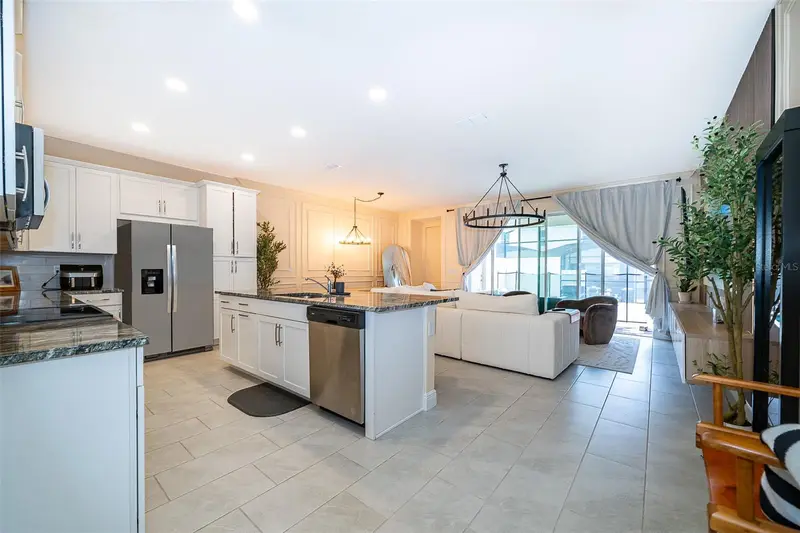 1660 Tropical Palms Cir, FL