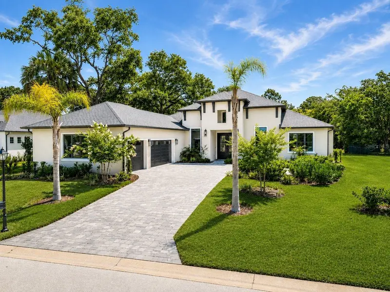 17 Old Oak Dr N, FL