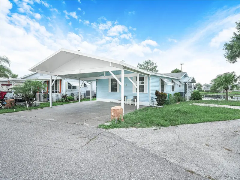 17 Red Quill Cir, FL