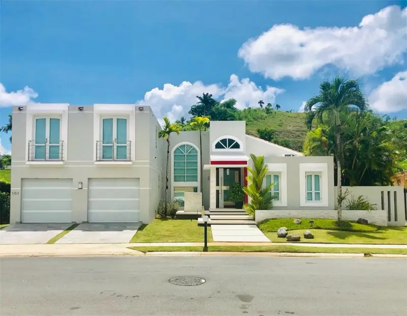 163 Pitirre, PR
