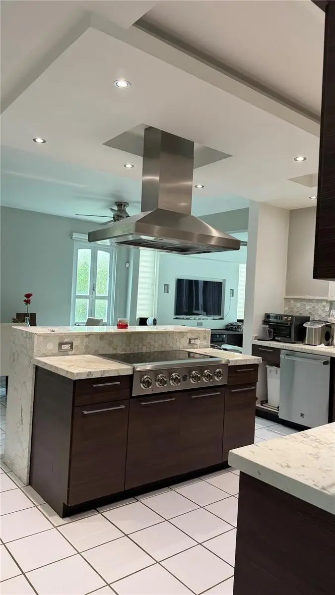 163 Pitirre, PR