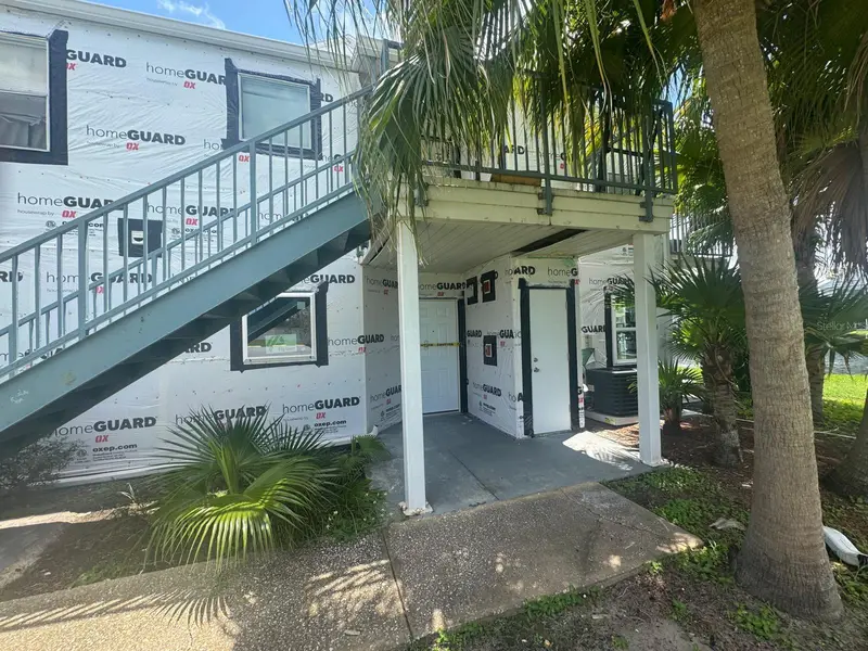 2516 Woodgate Blvd #107, FL