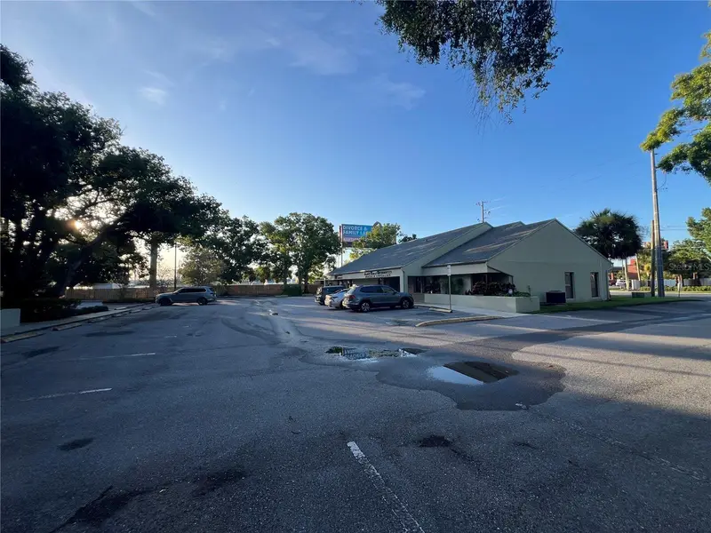 32502 Us Highway 19 N #B, FL