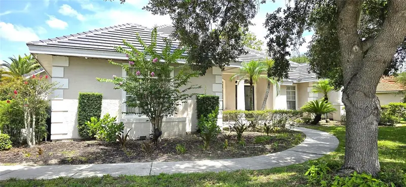 9797 Camberley Cir, FL