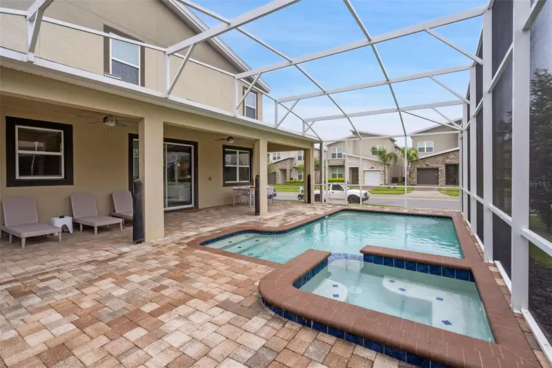 870 Drop Shot Dr, FL