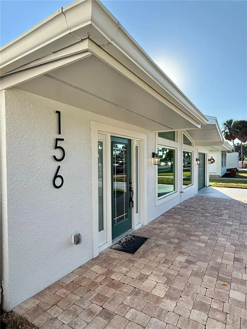 156 N Blvd Of The Presidents, FL