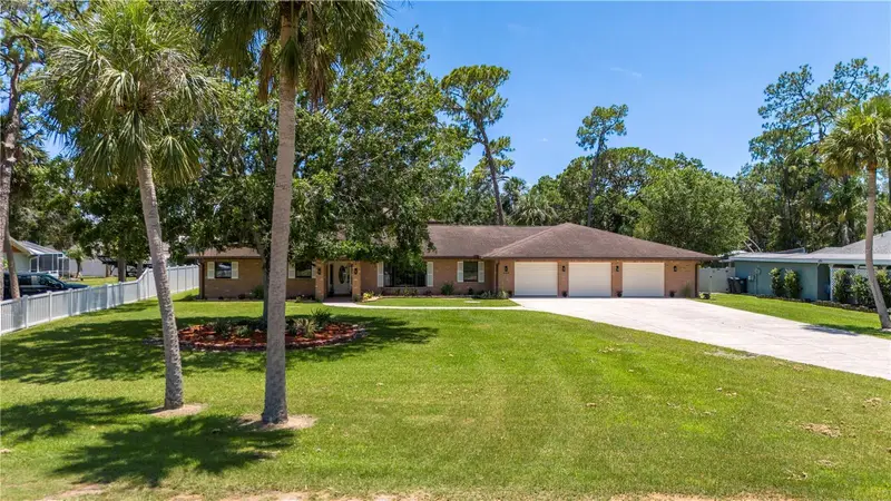 404 Dickman Dr Sw, FL
