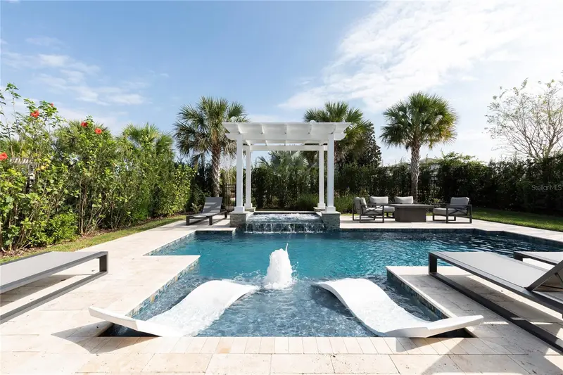1087 Jack Nicklaus Ct, FL