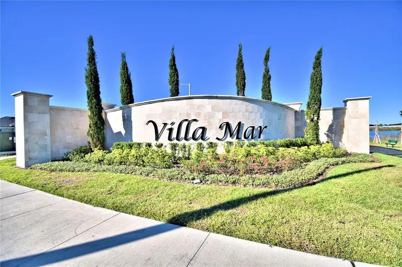 1533 Leamington Ln, FL