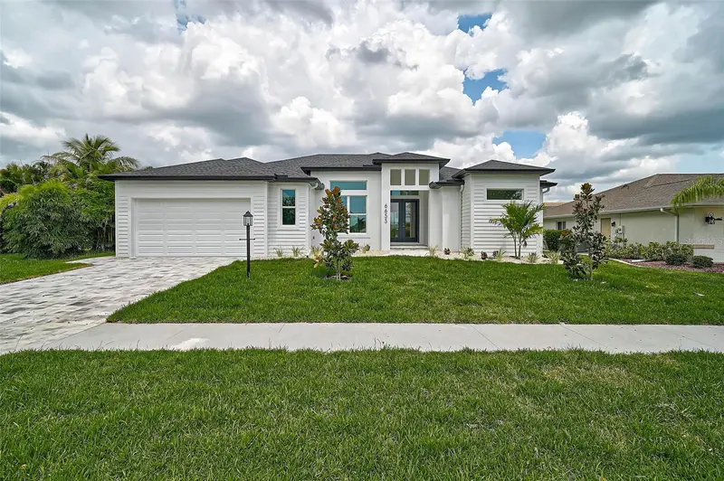 6655 Pan American Blvd, FL