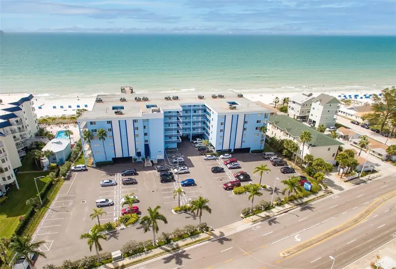 18500 Gulf Blvd #209, FL