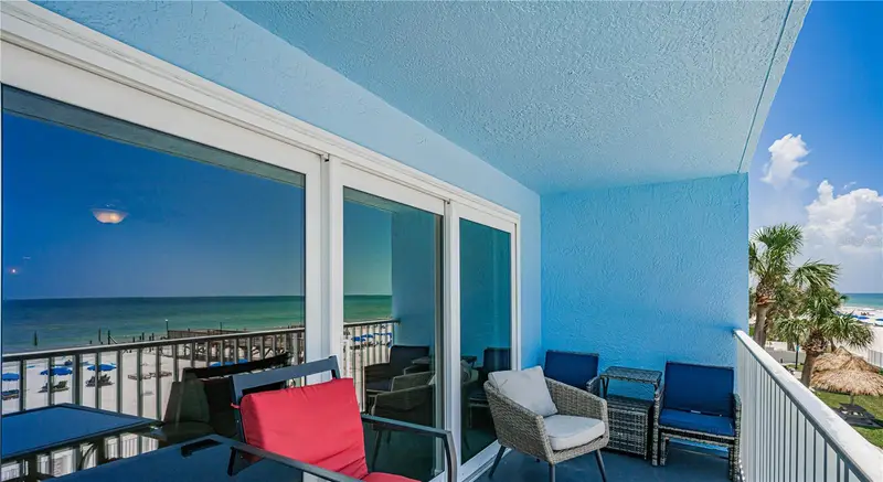 18500 Gulf Blvd #209, FL