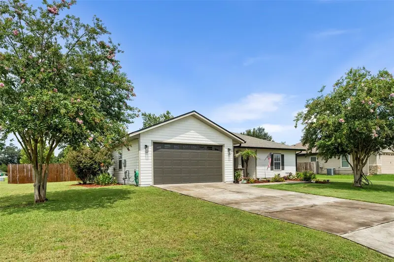 952 Nw 231st Way, FL
