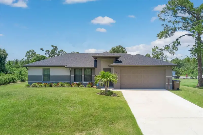 703 Wellington Ave, FL