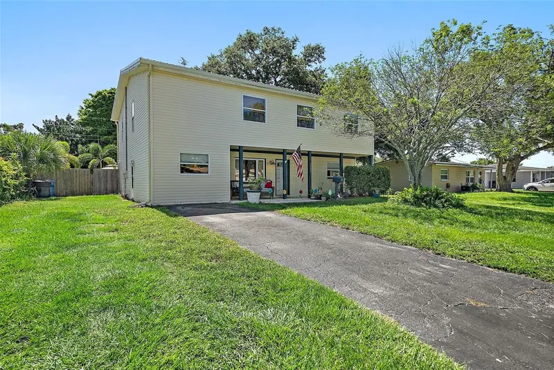 3464 79th Way N, FL