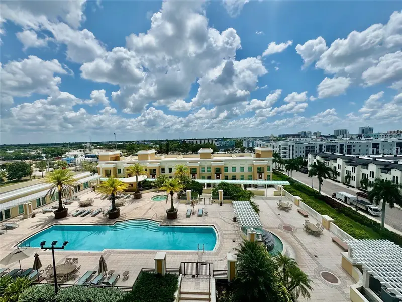 800 N Tamiami Trl #708, FL