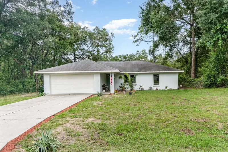 3618 E Maxwell Pl, FL