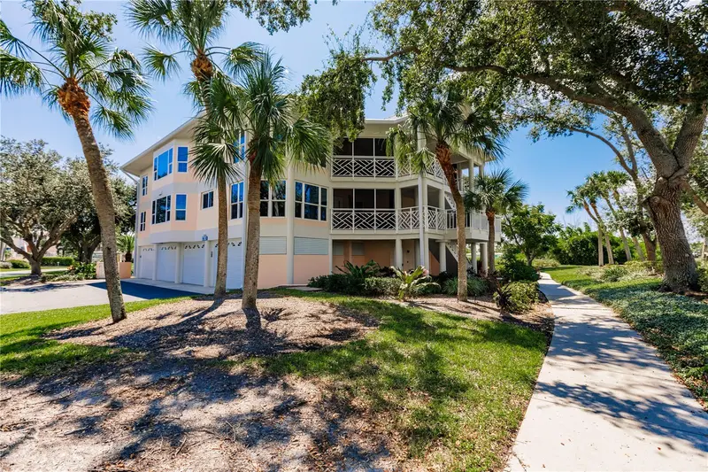 11000 Placida Rd #2201, FL