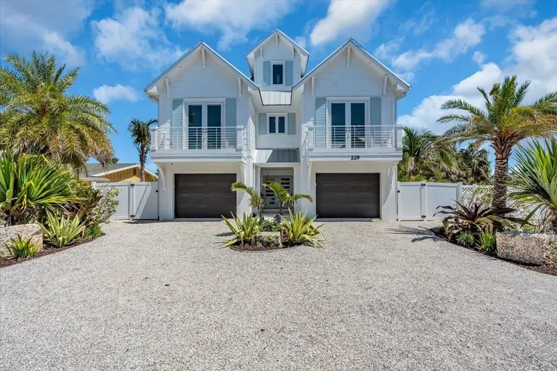 229 Willow Ave, FL