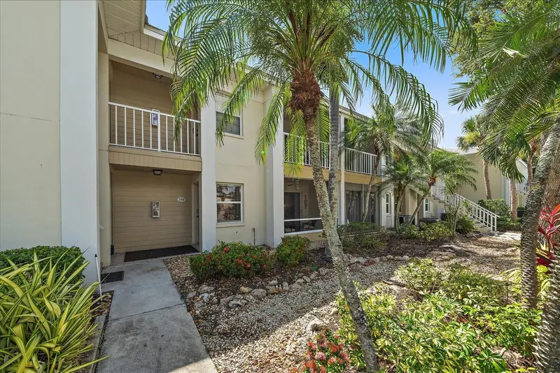 425 Cerromar Ter #359, FL