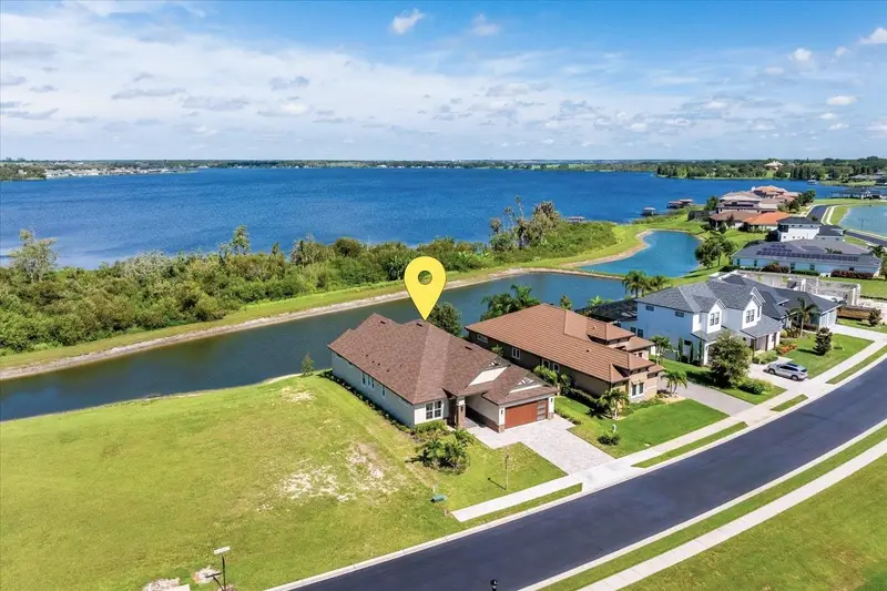 559 Waterfern Trail Dr, FL