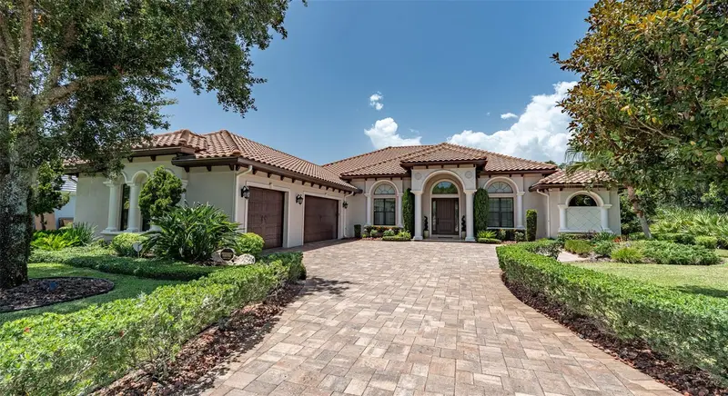 11 Avenue Monet, FL