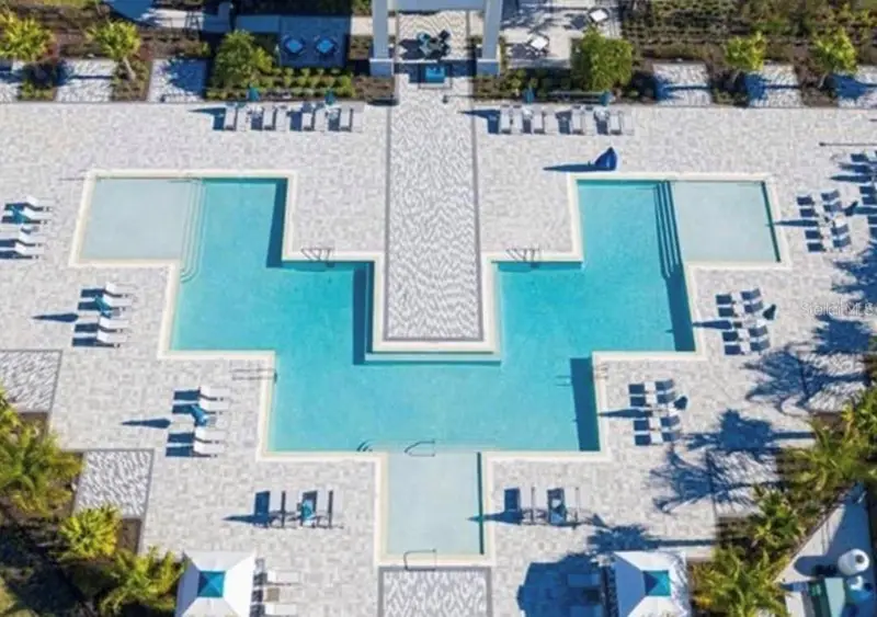 7773 Spectrum Dr, FL