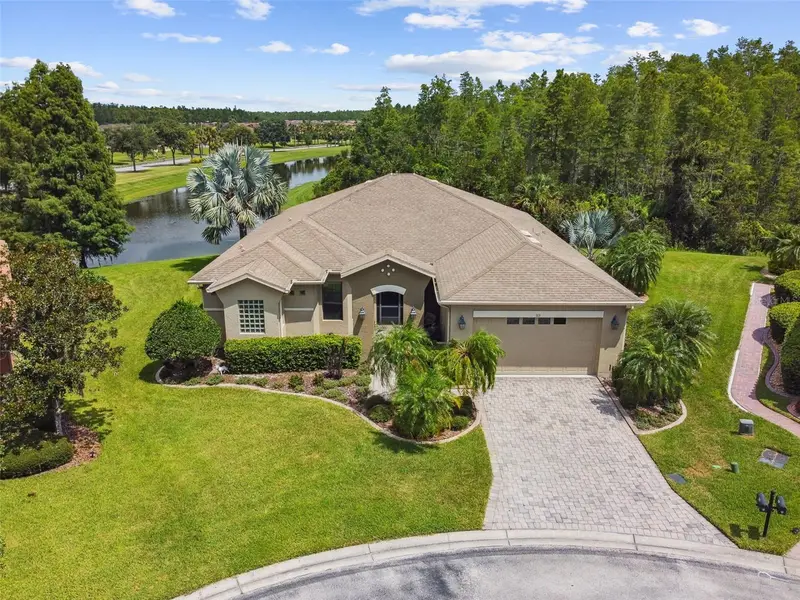 313 Santa Barbara Ln, FL