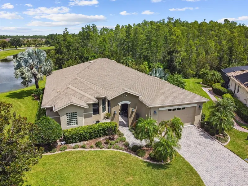 313 Santa Barbara Ln, FL