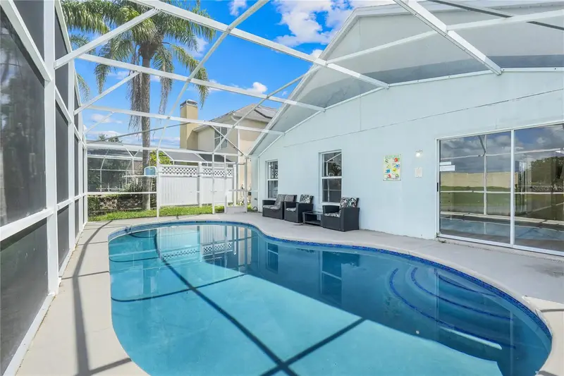 203 Lake Davenport Estates Dr, FL