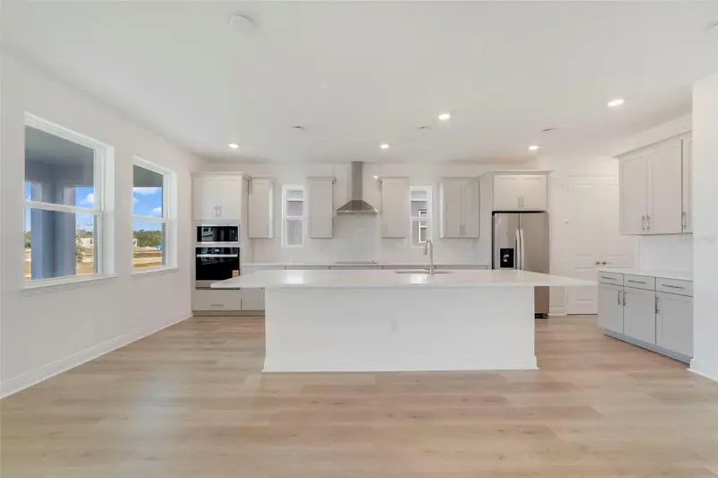 447 Veneto Cir, FL