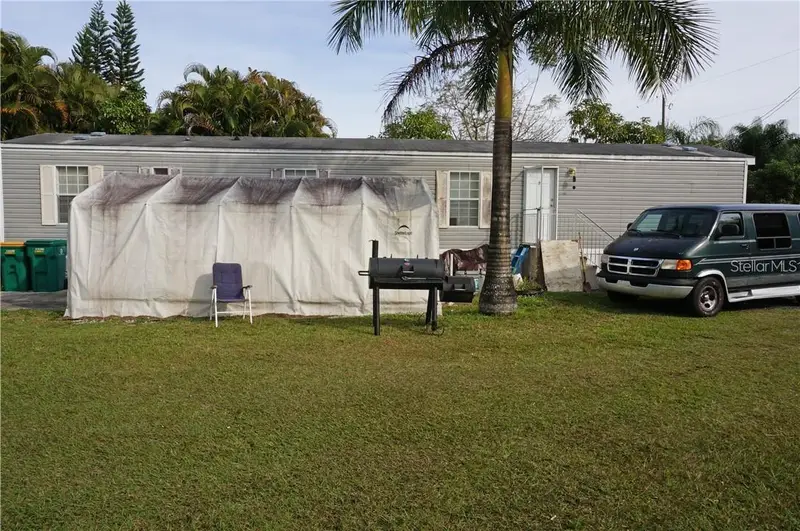 1210,1206,1214 Hickory Ave, FL