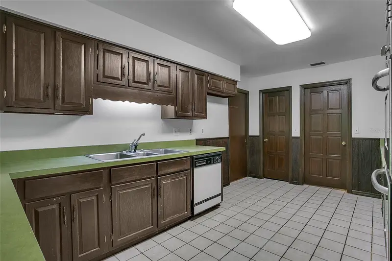 3629 Lake Buynak Rd, FL