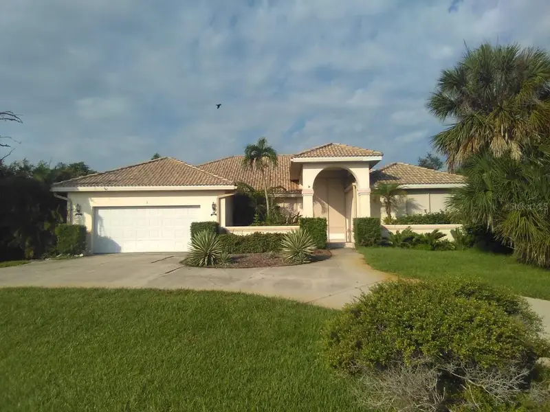 2 Arlington Dr, FL