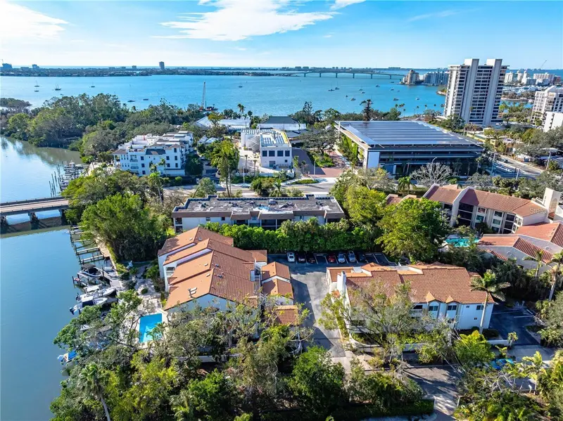 858 Hudson Ave #858, FL