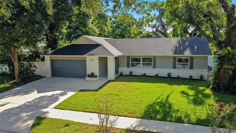2739 Bolder Ln, FL