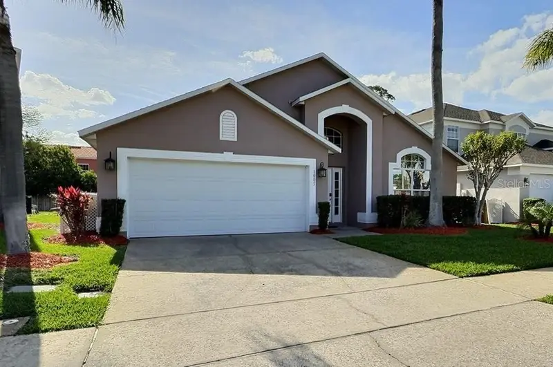 1005 Lake Berkley Dr, FL