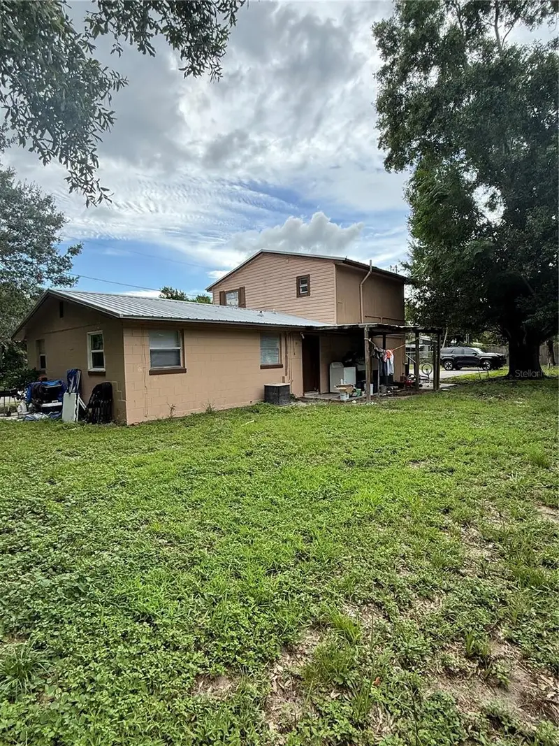 4570 Transport Rd, FL