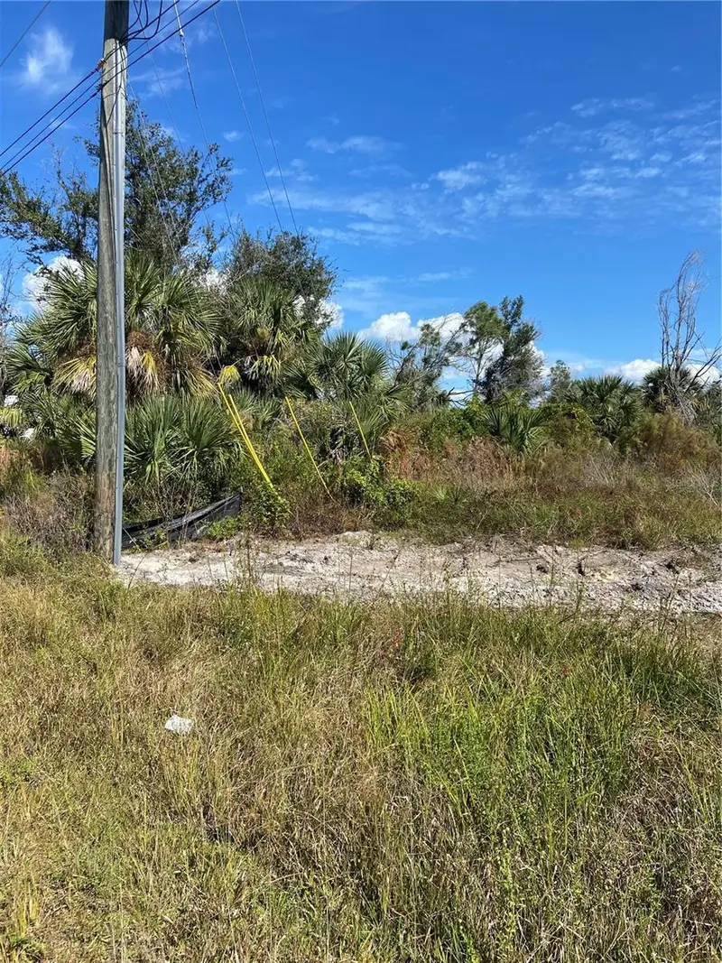 Parasol Ln, FL
