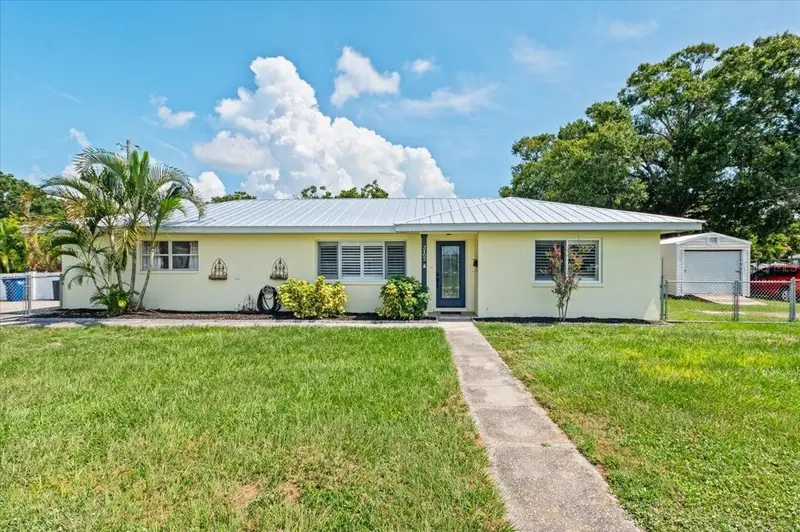 3402 15th Ave W, FL