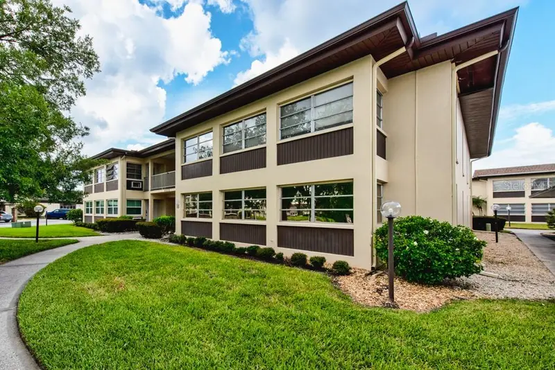 4826 Marine Pkwy #204, FL