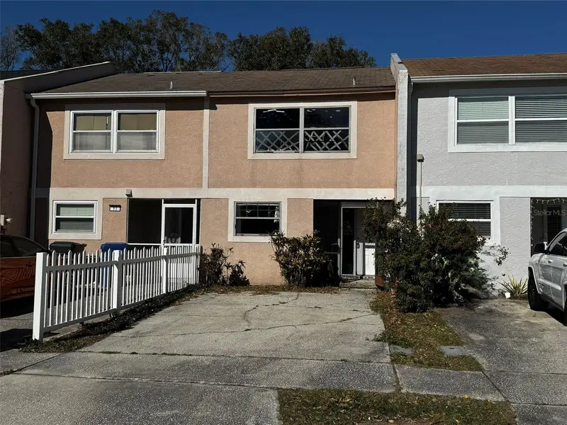 2811 S Pines Dr #18, FL