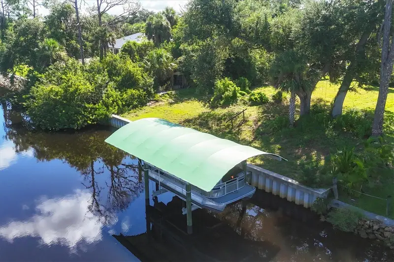 321 Hoffer St, FL