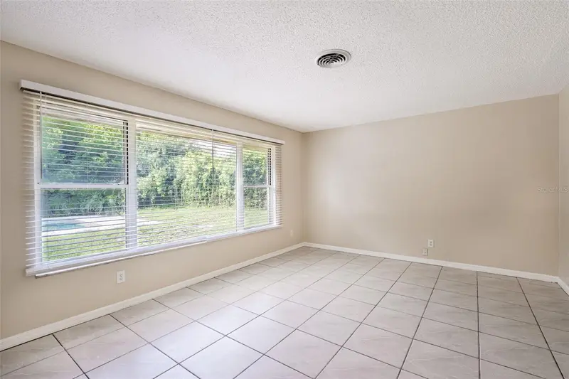 806 Highland Dr, FL