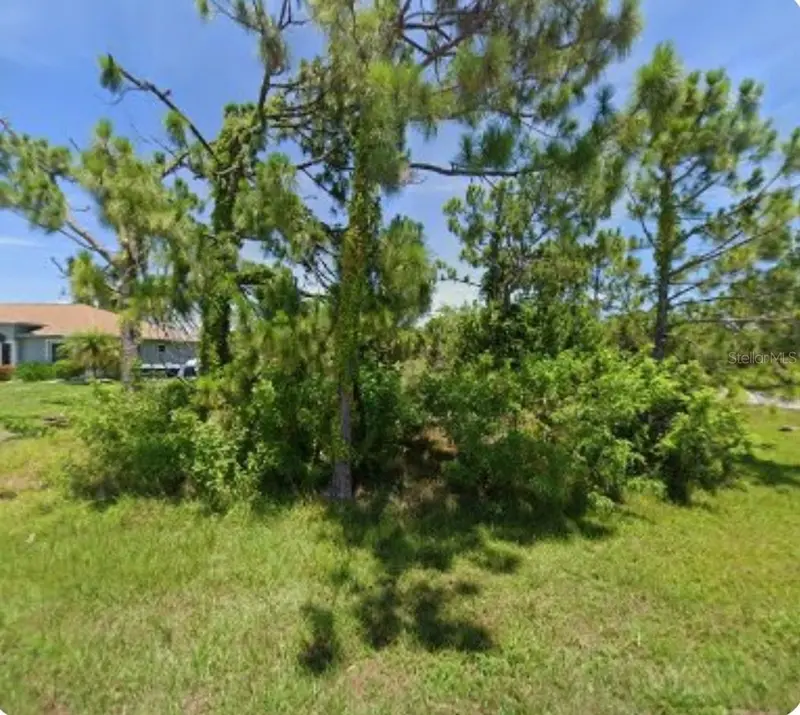 10098 Army Cir, FL