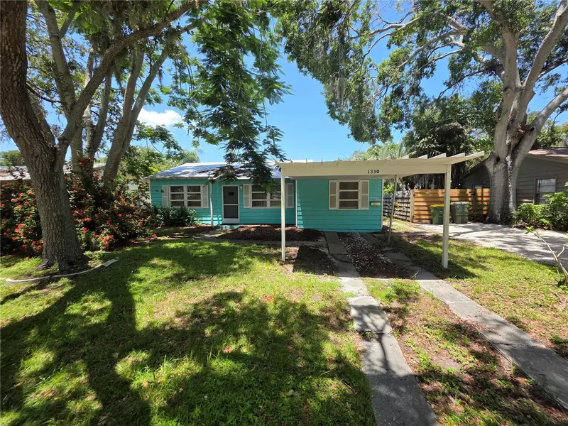 1330 Rhodes Ave, FL