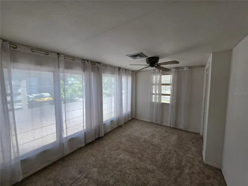 1330 Rhodes Ave, FL