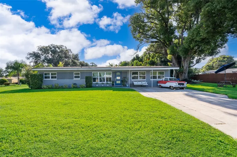 240 Orange Terrace Dr, FL